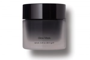 Glow Mask - This deep-cleansing mask gives you that healthy glow by removing toxins with its unique warming charcoal formula.